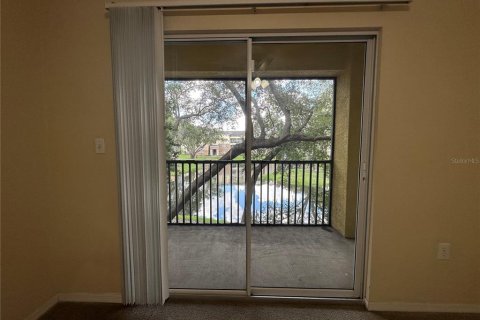 Condo in Tampa, Florida, 2 bedrooms  № 1392088 - photo 22