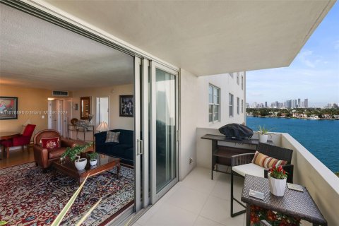 Condominio en venta en Miami Beach, Florida, 1 dormitorio, 88.26 m2 № 1402989 - foto 13