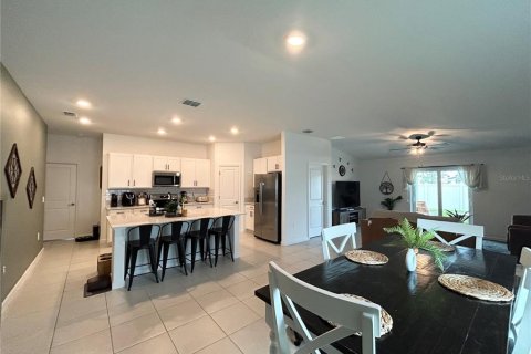 Casa en venta en Palm Bay, Florida, 4 dormitorios, 168.8 m2 № 1376551 - foto 3