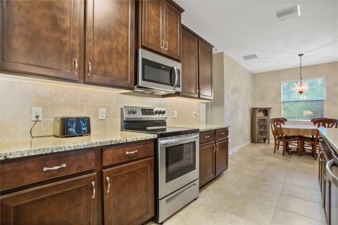 Casa en venta en Wesley Chapel, Florida, 4 dormitorios, 263.84 m2 № 1300771 - foto 9