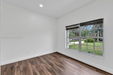 Casa en venta en Naples, Florida, 3 dormitorios, 207.82 m2 № 972280 - foto 15