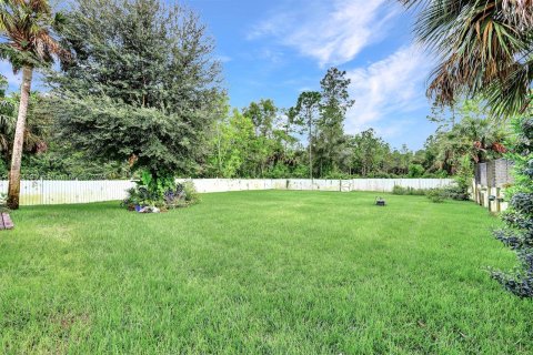 House in Naples, Florida 3 bedrooms, 207.82 sq.m. № 972280 - photo 23