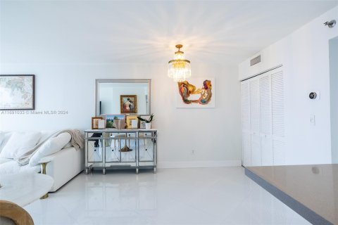 Condominio en venta en Miami, Florida, 1 dormitorio, 68.28 m2 № 1437099 - foto 7