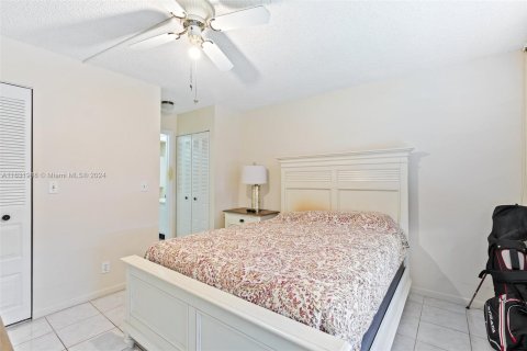 Copropriété à vendre à Sunrise, Floride: 2 chambres, 73.67 m2 № 1292345 - photo 15