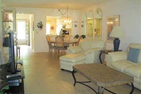 Copropriété à louer à Sarasota, Floride: 2 chambres, 109.81 m2 № 212653 - photo 11