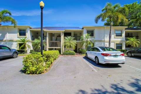 Condo in Palm Beach Gardens, Florida, 2 bedrooms  № 1116713 - photo 4