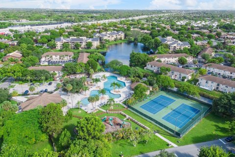 Copropriété à vendre à Miami, Floride: 2 chambres, 132.85 m2 № 1367292 - photo 28