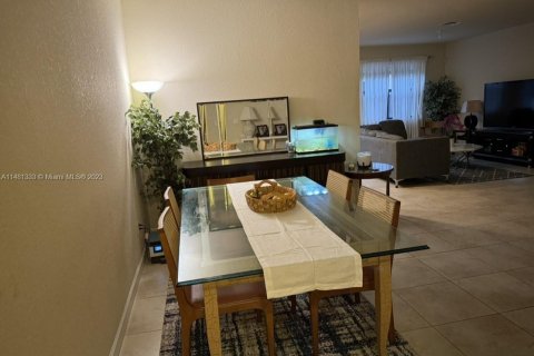 Adosado en venta en Parkland, Florida, 4 dormitorios, 159.23 m2 № 821922 - foto 5