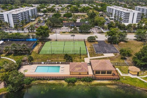 Condominio en venta en Miami Gardens, Florida, 2 dormitorios, 109.62 m2 № 1207111 - foto 17