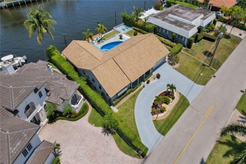 Villa ou maison à vendre à Deerfield Beach, Floride: 3 chambres, 234.11 m2 № 354318 - photo 9