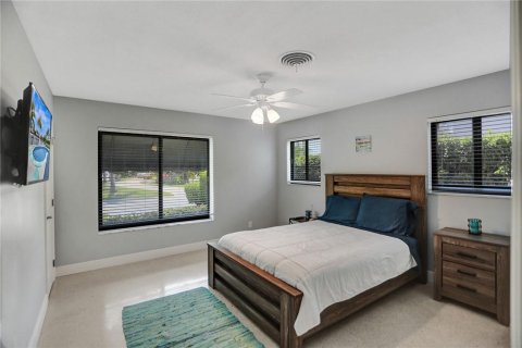 House in Deerfield Beach, Florida 3 bedrooms, 234.11 sq.m. № 354318 - photo 30
