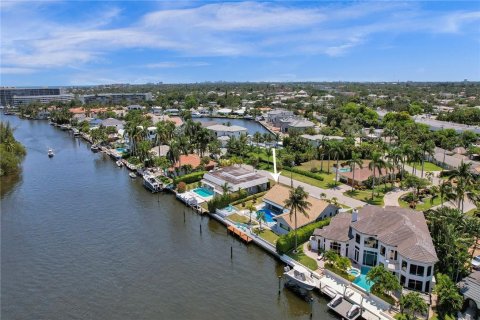 Villa ou maison à vendre à Deerfield Beach, Floride: 3 chambres, 234.11 m2 № 354318 - photo 5