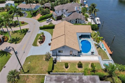 Villa ou maison à vendre à Deerfield Beach, Floride: 3 chambres, 234.11 m2 № 354318 - photo 13
