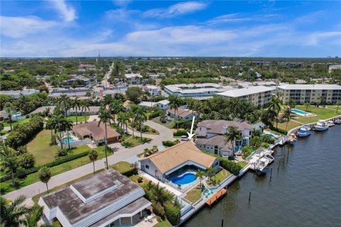 Villa ou maison à vendre à Deerfield Beach, Floride: 3 chambres, 234.11 m2 № 354318 - photo 1