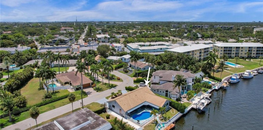 Villa ou maison à Deerfield Beach, Floride 3 chambres, 234.11 m2 № 354318