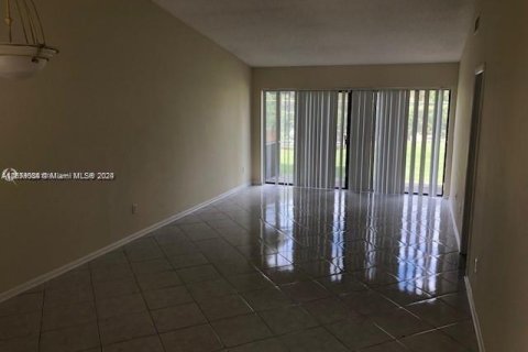 Casa en venta en Boca Raton, Florida, 2 dormitorios, 99.22 m2 № 1362542 - foto 4