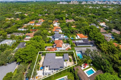 Casa en venta en Coral Gables, Florida, 6 dormitorios, 480.58 m2 № 1378956 - foto 9