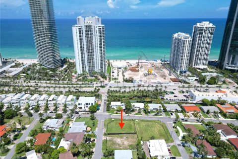 Terreno en venta en Sunny Isles Beach, Florida № 1379001 - foto 5