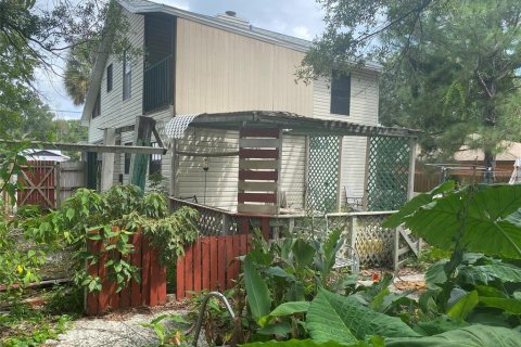 House in Tampa, Florida 3 bedrooms, 123.56 sq.m. № 1366398 - photo 7