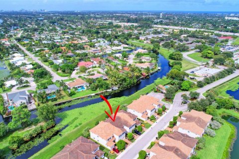 Townhouse in Lake Worth, Florida 3 bedrooms, 146.6 sq.m. № 1364934 - photo 3