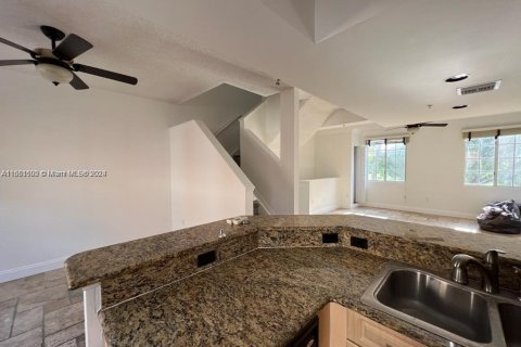 Adosado en alquiler en Aventura, Florida, 2 dormitorios, 122.26 m2 № 1367404 - foto 18