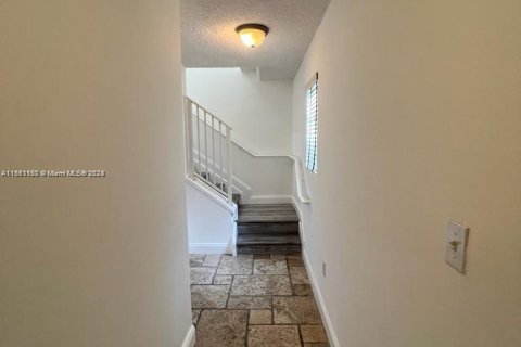 Touwnhouse à louer à Aventura, Floride: 2 chambres, 122.26 m2 № 1367404 - photo 10