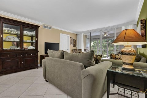 Copropriété à vendre à Pompano Beach, Floride: 2 chambres, 102.19 m2 № 1367403 - photo 22