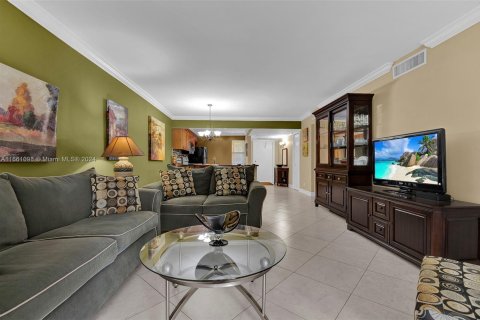 Copropriété à vendre à Pompano Beach, Floride: 2 chambres, 102.19 m2 № 1367403 - photo 21