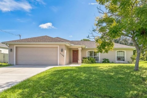 Villa ou maison à vendre à North Port, Floride: 3 chambres, 115.29 m2 № 1392465 - photo 1