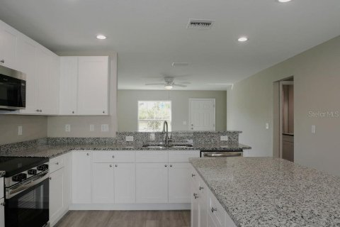 Casa en venta en Haines City, Florida, 3 dormitorios, 122.82 m2 № 1392427 - foto 9