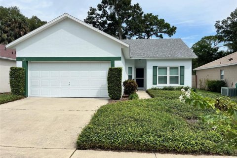 Villa ou maison à vendre à DeLand, Floride: 3 chambres, 100.06 m2 № 1368258 - photo 1