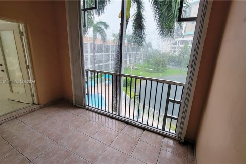 Copropriété à vendre à Dania Beach, Floride: 2 chambres, 86.86 m2 № 1226099 - photo 13