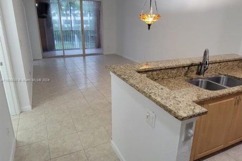 Condominio en venta en Dania Beach, Florida, 2 dormitorios, 86.86 m2 № 1226099 - foto 3