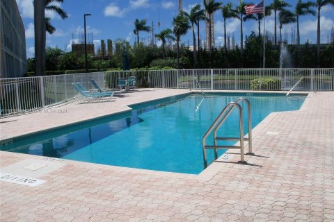 Copropriété à vendre à Dania Beach, Floride: 2 chambres, 86.86 m2 № 1226099 - photo 18