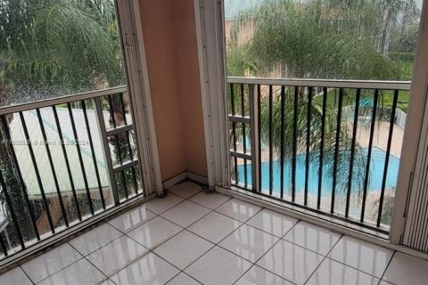 Condominio en venta en Dania Beach, Florida, 2 dormitorios, 86.86 m2 № 1226099 - foto 10