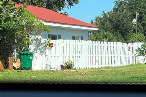 Villa ou maison à vendre à Merrit Island, Floride: 3 chambres, 109.25 m2 № 1194919 - photo 4