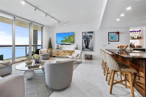 Condominio en venta en Miami Beach, Florida, 2 dormitorios, 145.39 m2 № 1310855 - foto 3