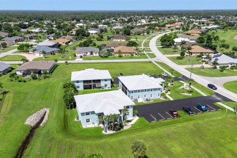 Copropriété à vendre à Punta Gorda, Floride: 2 chambres, 108.14 m2 № 1314460 - photo 7