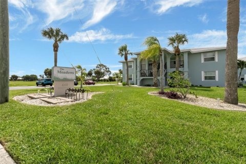 Condo in Punta Gorda, Florida, 2 bedrooms  № 1314460 - photo 9