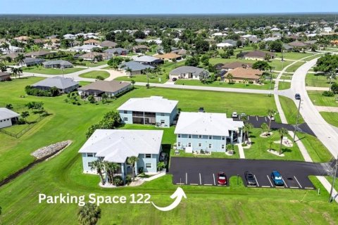 Copropriété à vendre à Punta Gorda, Floride: 2 chambres, 108.14 m2 № 1314460 - photo 8