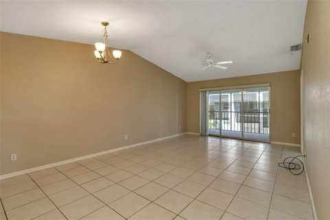 Condo in Punta Gorda, Florida, 2 bedrooms  № 1314460 - photo 16