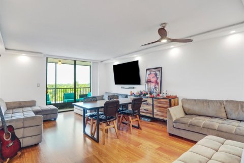 Condominio en venta en Fort Lauderdale, Florida, 1 dormitorio, 77.39 m2 № 1102359 - foto 11