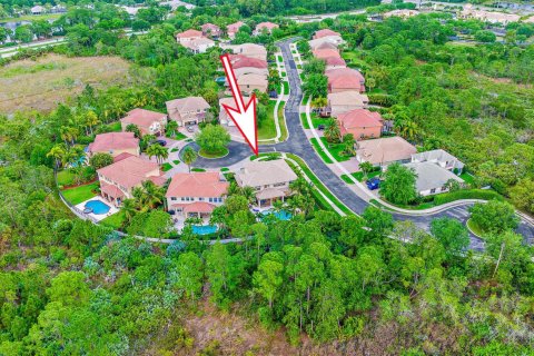 Villa ou maison à vendre à Hobe Sound, Floride: 5 chambres, 309.09 m2 № 1102360 - photo 16