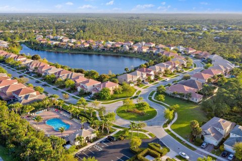 Villa ou maison à vendre à Hobe Sound, Floride: 5 chambres, 309.09 m2 № 1102360 - photo 8