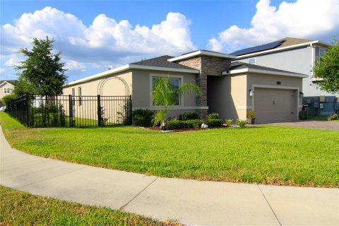 Villa ou maison à vendre à Davenport, Floride: 4 chambres, 196.02 m2 № 1278938 - photo 1