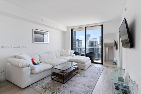 Condo in Miami, Florida, 1 bedroom  № 1389568 - photo 4