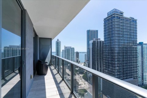 Condo in Miami, Florida, 1 bedroom  № 1389568 - photo 28