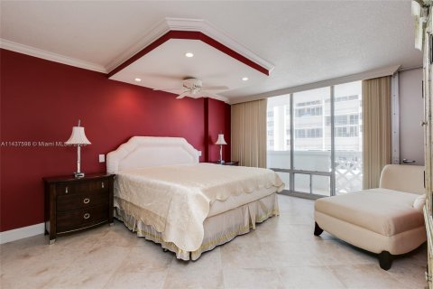 Condominio en venta en Boca Raton, Florida, 2 dormitorios, 114.27 m2 № 672619 - foto 16