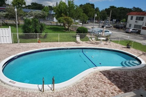 Condo in Dania Beach, Florida, 1 bedroom  № 1005281 - photo 28