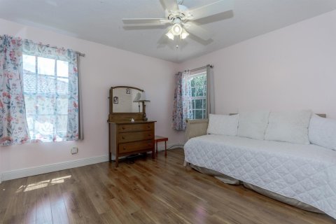Купить виллу или дом в Лейк-Уорт, Флорида 4 спальни, 237.92м2, № 754852 - фото 28